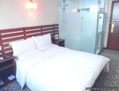 Hotel Super 8 Beijing Guang Ming Qiao Exterior foto